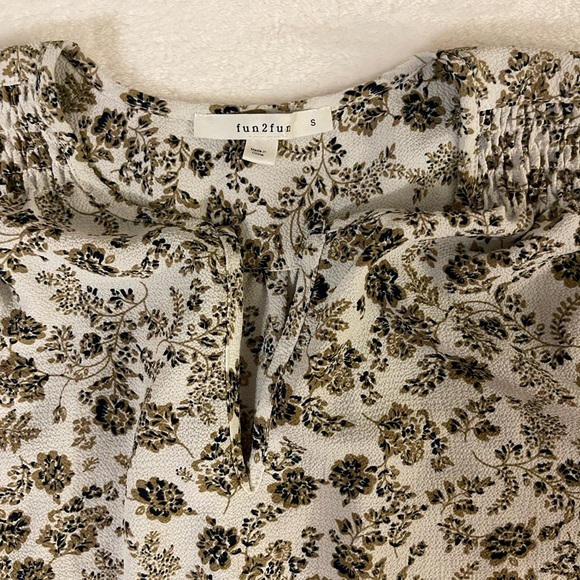 Fun2fun Women’s blouse - Picture 4 of 7